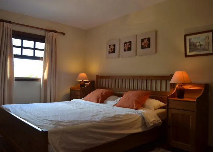 Castanos Country house