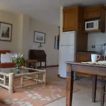 Castanos